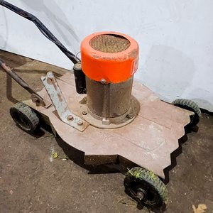 Cortacésped Eléctrico Antiguo con Cable - imagen 2