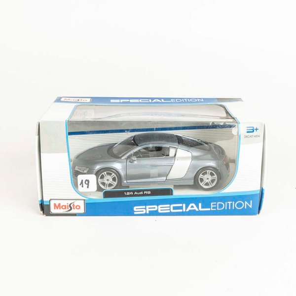 Auto Audi R8 escala 1/24 colección Maisto, en su caja original. - imagen 1