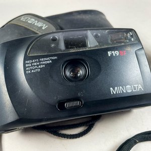 Lote de 3 Cámaras Fotográficas: Minolta, Kodak Instamatic y Chinon Flash - imagen 3