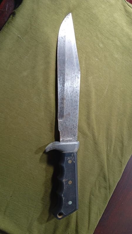 Lote anterior: Cuchillo de cocina con mango de madera