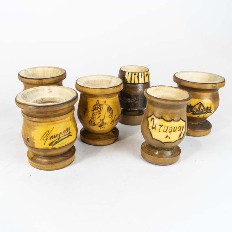 Lote anterior: 6 Mates de madera  - Medidas: 10cm 