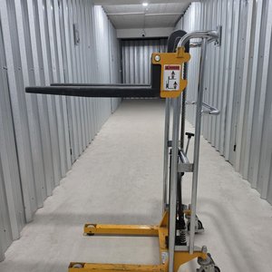 Apilador Hidráulico Manual Wesco PJ4120N con Capacidad 400kg - imagen 8