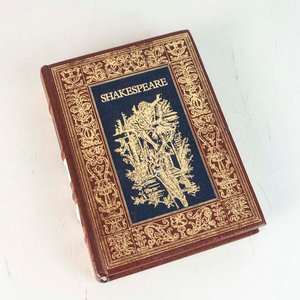 Lote anterior: Obras de William Shakespeare: Romeo y Julieta, Hamlet, Sueño de una Noche de Verano y Macbeth - Tapa Dura Art Nouveau