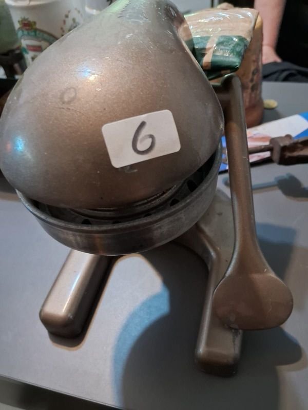 Item 869452 - Image 1