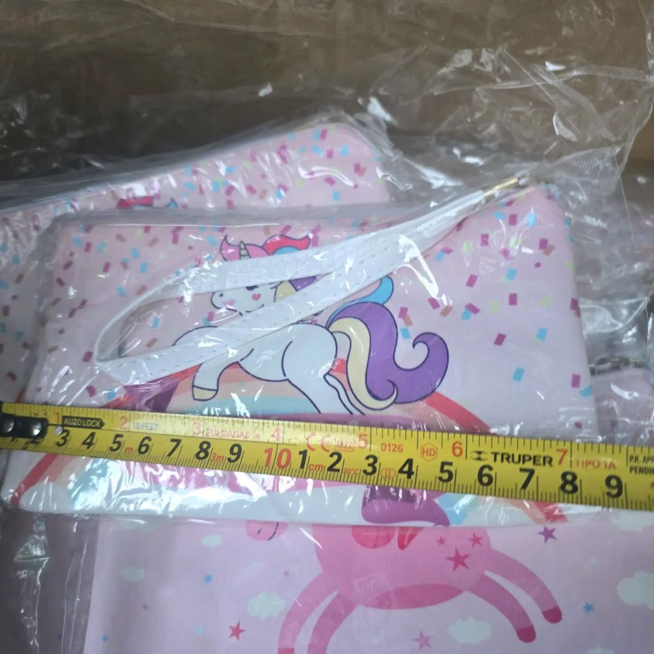 Lote de cartucheras con diseño unicornio - imagen 4