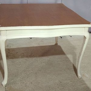 Lote siguiente: Mesa Provenzal Blanca Estilo Rústico