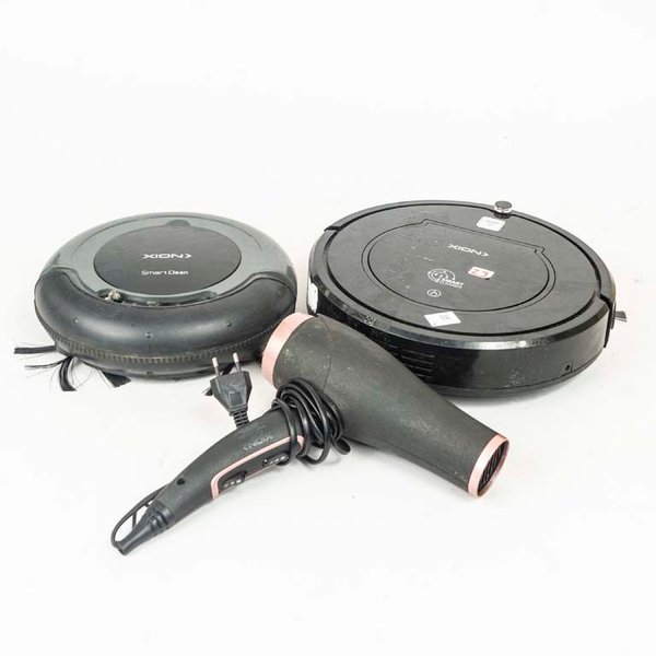Lote de 2 Aspiradoras Robot Xion y Secador de Pelo Xion - imagen 1