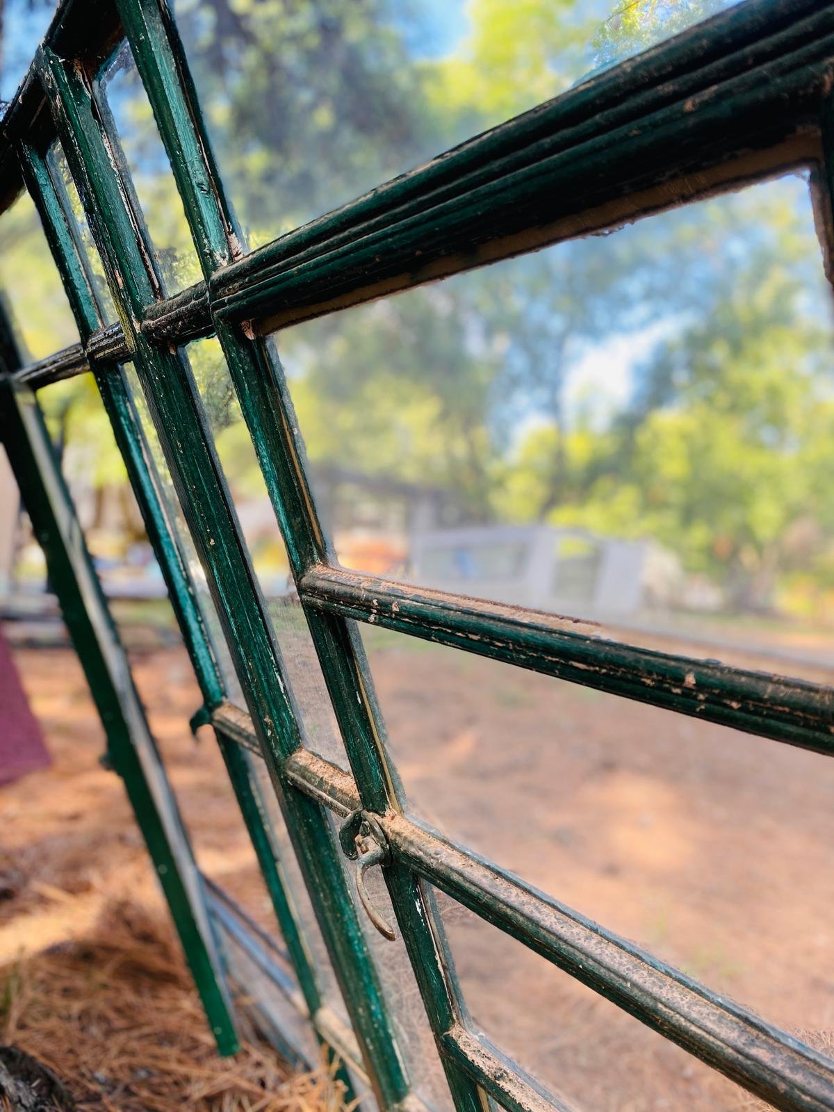 Item ventana-en-hierro-color-verde-con-vidrios-170x120m - Image 2