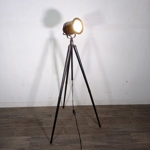 Lámpara de Pie Metálica Estilo Foco de Estudio con Trípode - imagen 2