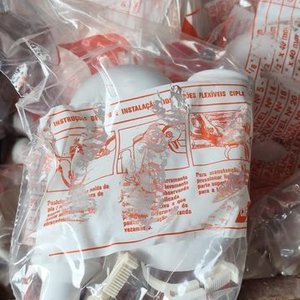 Lote siguiente: Lote de 30 sifones de goma para plomería