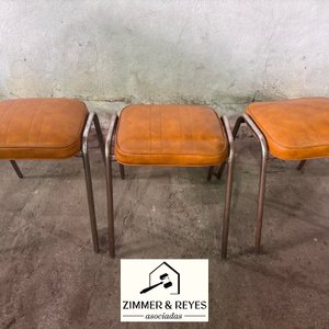Set de 3 Banquetas Tapizadas en Cuero Sintético Naranja - imagen 3