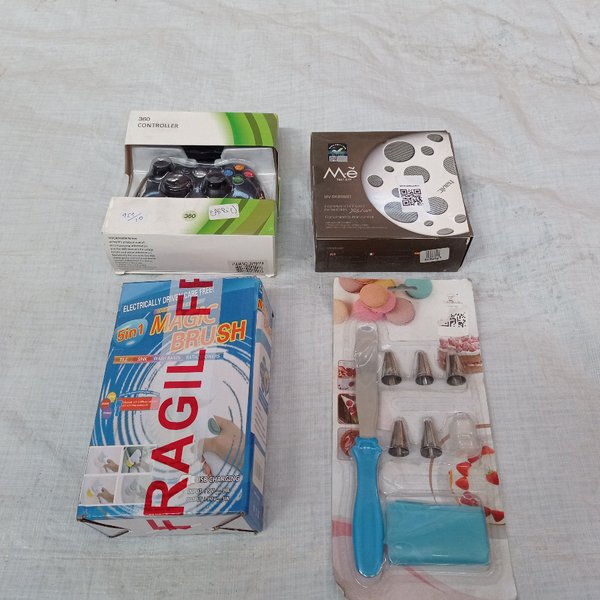 Cuatro piezas: cepillo mágico + manga de repostería + shoting + parlante con batería. - imagen 1
