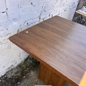 Mesa de Comedor Cuadrada Estilo Moderno - imagen 3