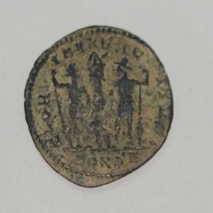 Moneda Antigua Romana de Bronce - imagen 2