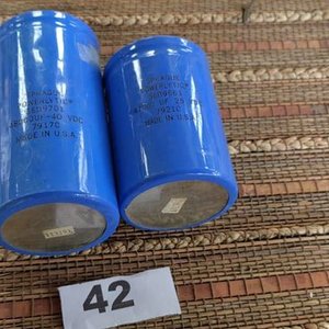 Lote anterior: Juego de 2 Capacitores Electrolíticos Sprague