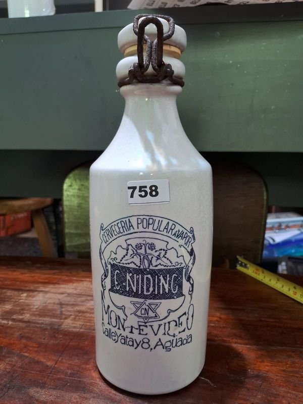 Botella de cerveza conmemorativa 140 años - imagen 2