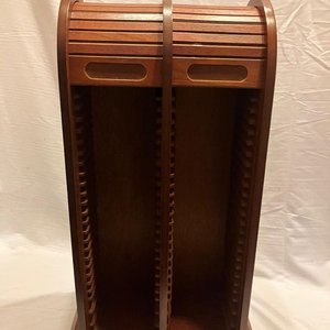 Mueble Organizador Vintage de Madera para CDs y DVDs con Puerta Persiana - imagen 4