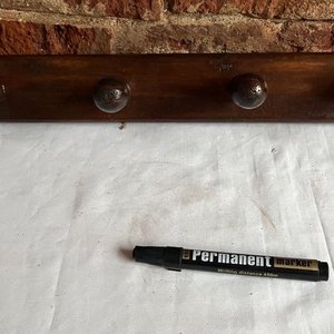 Perchero de Madera Rústico para Amurar con 4 Perchas - imagen 2