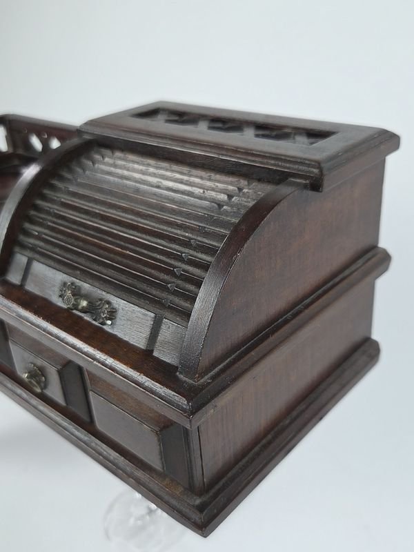 Item 829995 - Image 2