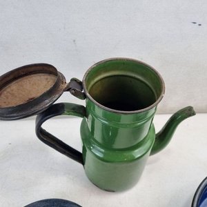 Juego Antiguo de Cafetera y Utensilios Enlozados Verdes y Azules - imagen 4