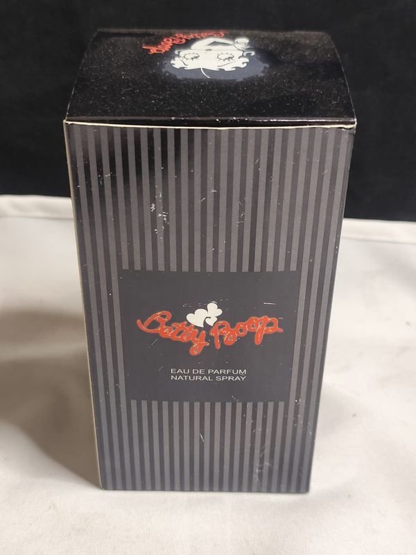 Perfume Importado Betty Pop 75 ML - Figurita de Betty Boop - imagen 2