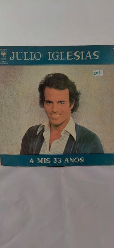 Disco de Vinilo "A Mis 33 Años" de Julio Iglesias - imagen 1