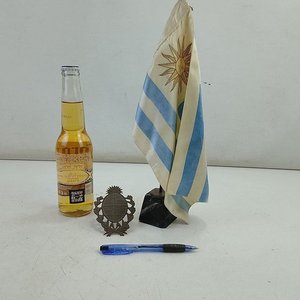 Conjunto Decorativo Bandera Uruguay Bronce y Mármol - imagen 2