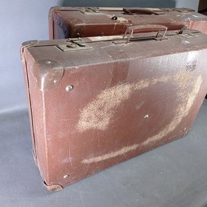 Dos Valijas Antiguas de Cartón Marrón - imagen 3