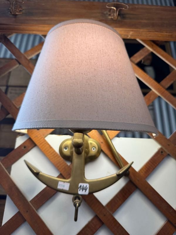 Item 877795 - Image 1