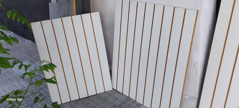 Panels de madera con diseño ranurado - imagen 2
