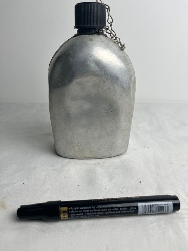 Botella de Metal con Cadena y Marcador - imagen 2