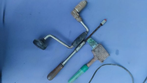 Lote de Herramientas - Detacho, Martillo, Cable y más - imagen 1