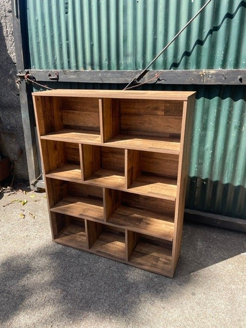 Mueble de madera en buen estado - imagen 3