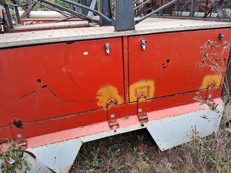 Caja industrial para vehículos de carga o remolque en mal estado - imagen 2