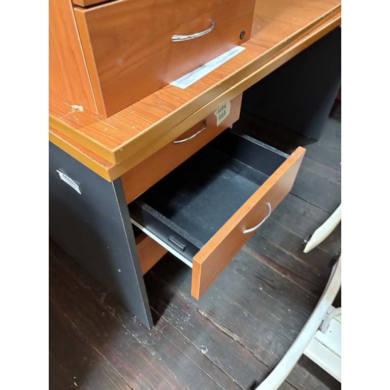 Item 2104585 - Image 1