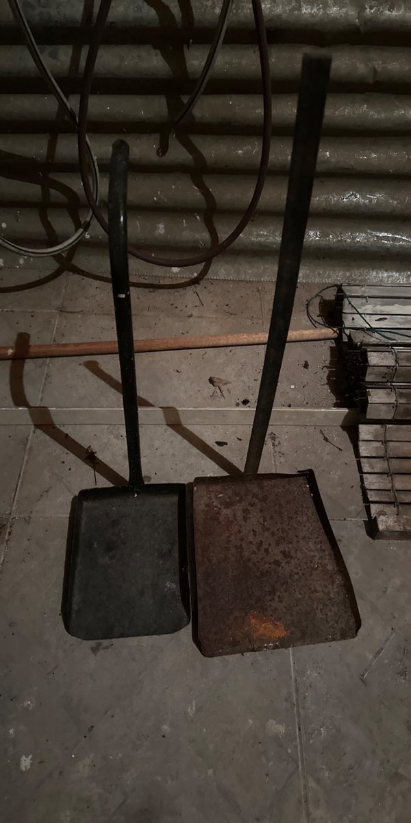 Set de 2 Palas Metálicas para Brasero o Parrilla