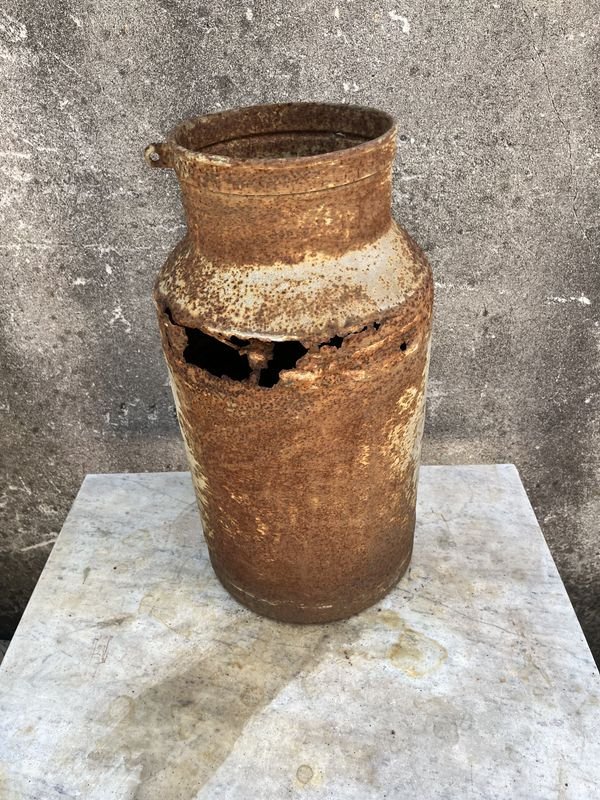 Antiguo tarro de leche de chapa para decoración - imagen 3