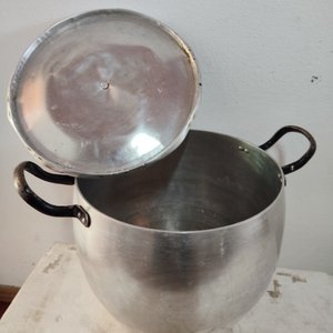 Olla Grande de Aluminio con Tapa - imagen 3