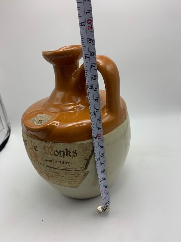 Antiguo porrón de Whisky Ye Monks - imagen 2