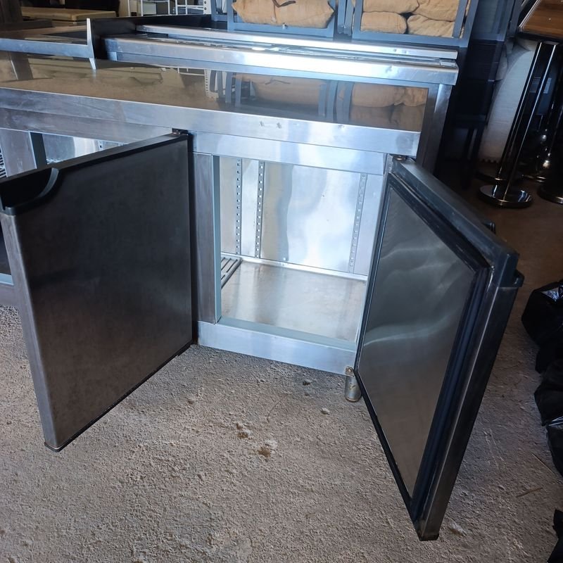 Refrigerador Comercial con 3 Puertas Frontales - imagen 6