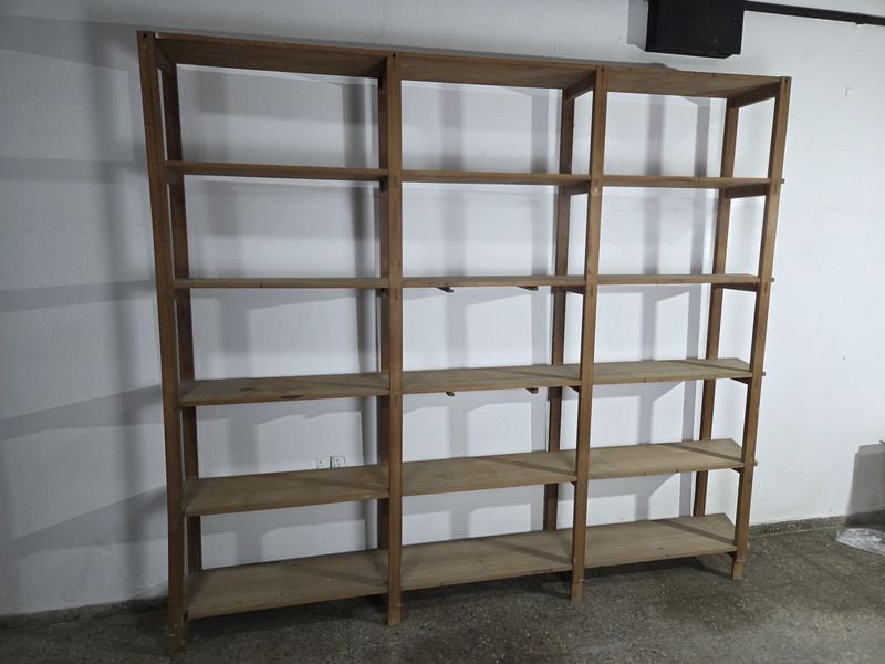 Estantería de madera en pino brasil - imagen 7