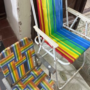 Lote siguiente: Sillas de Playa y para Niños con Rayas Multicolor