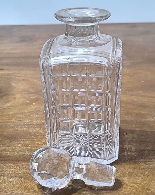 Licorera de Cristal Tallado para Decoración - imagen 2