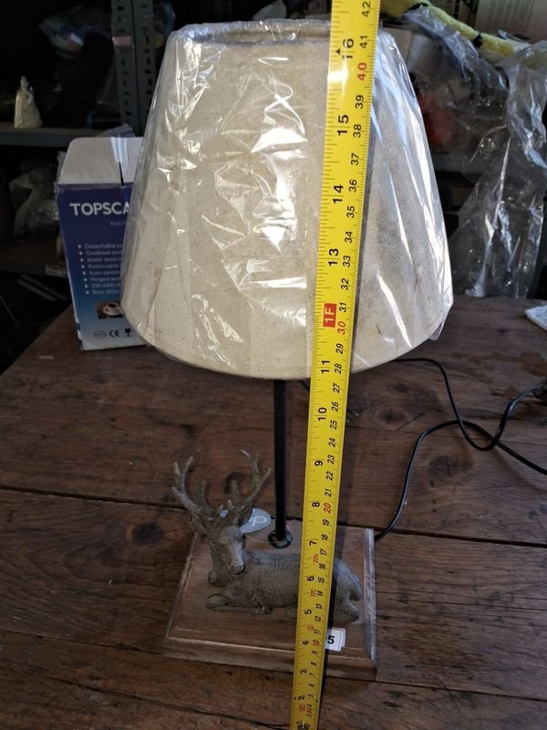 Lámpara con figura de venado - imagen 2