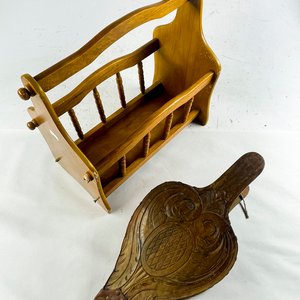 Revistero de Madera y Fuelle Decorativo - imagen 2