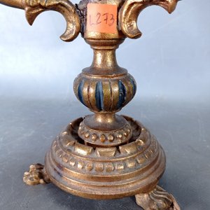 Lámpara de mesa antigua de madera tallada dorada a la hoja con cuatro luces - imagen 4
