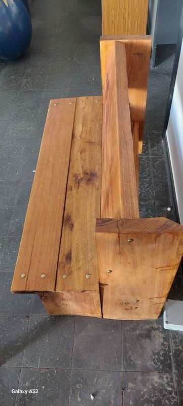Banco rustico en madera para decoración - imagen 10
