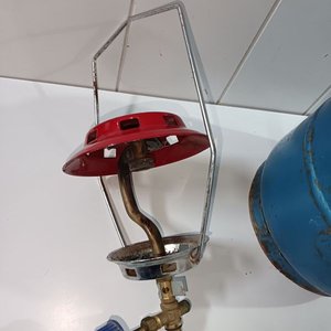 Garrafa de Gas de 3 kg con Panel Calefactor y Cabezal de Farol - imagen 2