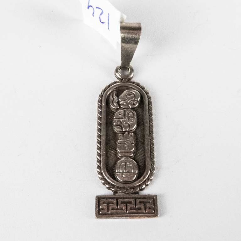 Lote anterior: Dije de plata con diseño negro