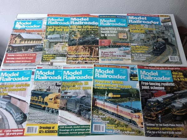 Gran lote de revistas sobre ferromodelismo - imagen 2